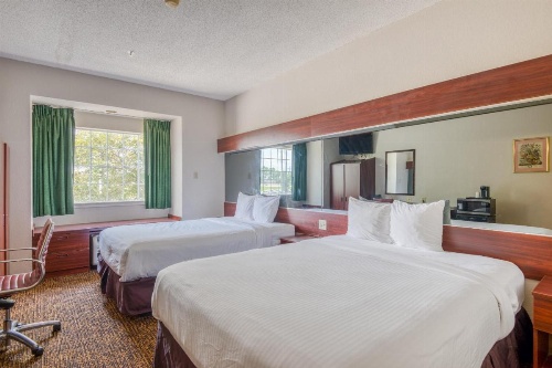 Trident Inn and Suites image 24
