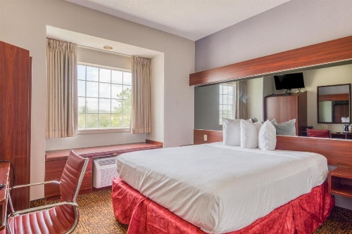 Trident Inn and Suites image 35